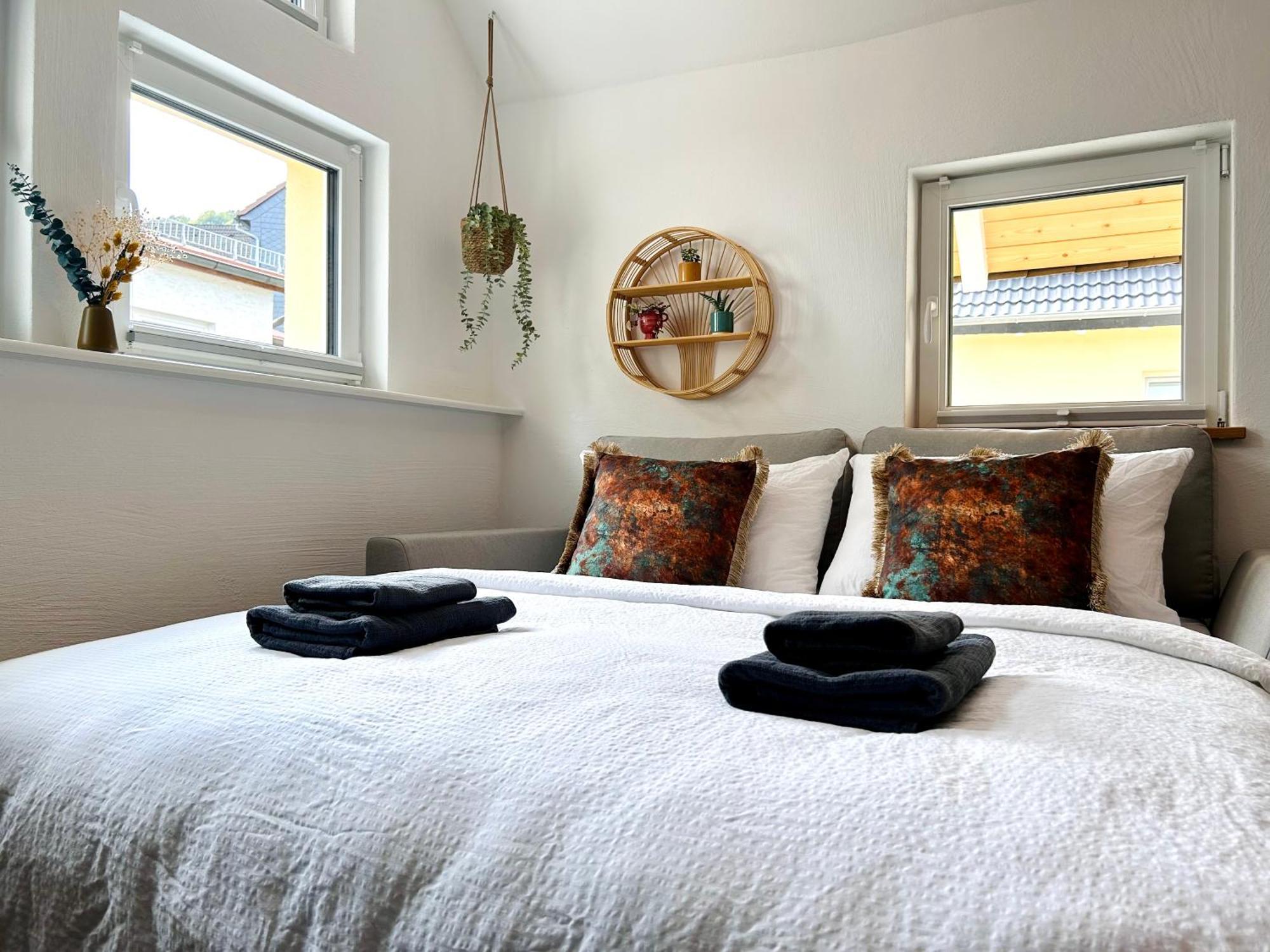 Kolibri - Design Maisonette - Nintendo Switch, Streaming, Bikestore, E-Wallbox Marburg Extérieur photo